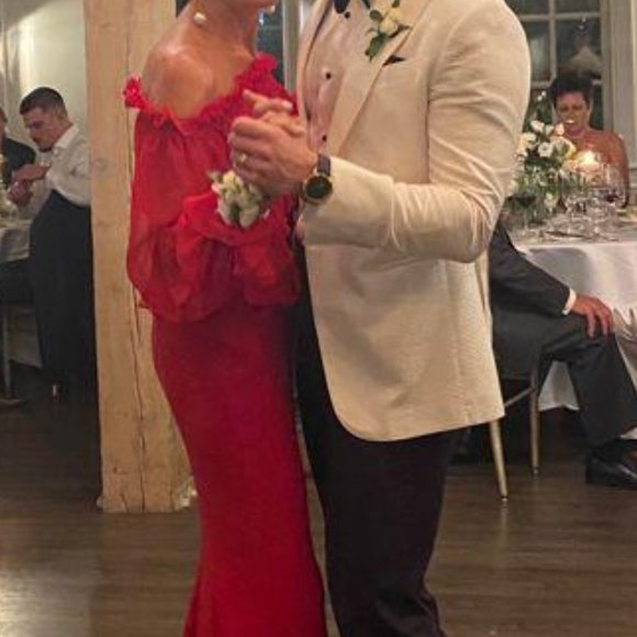 Wayne Clarke Gown in Red - Picture 3 of 3